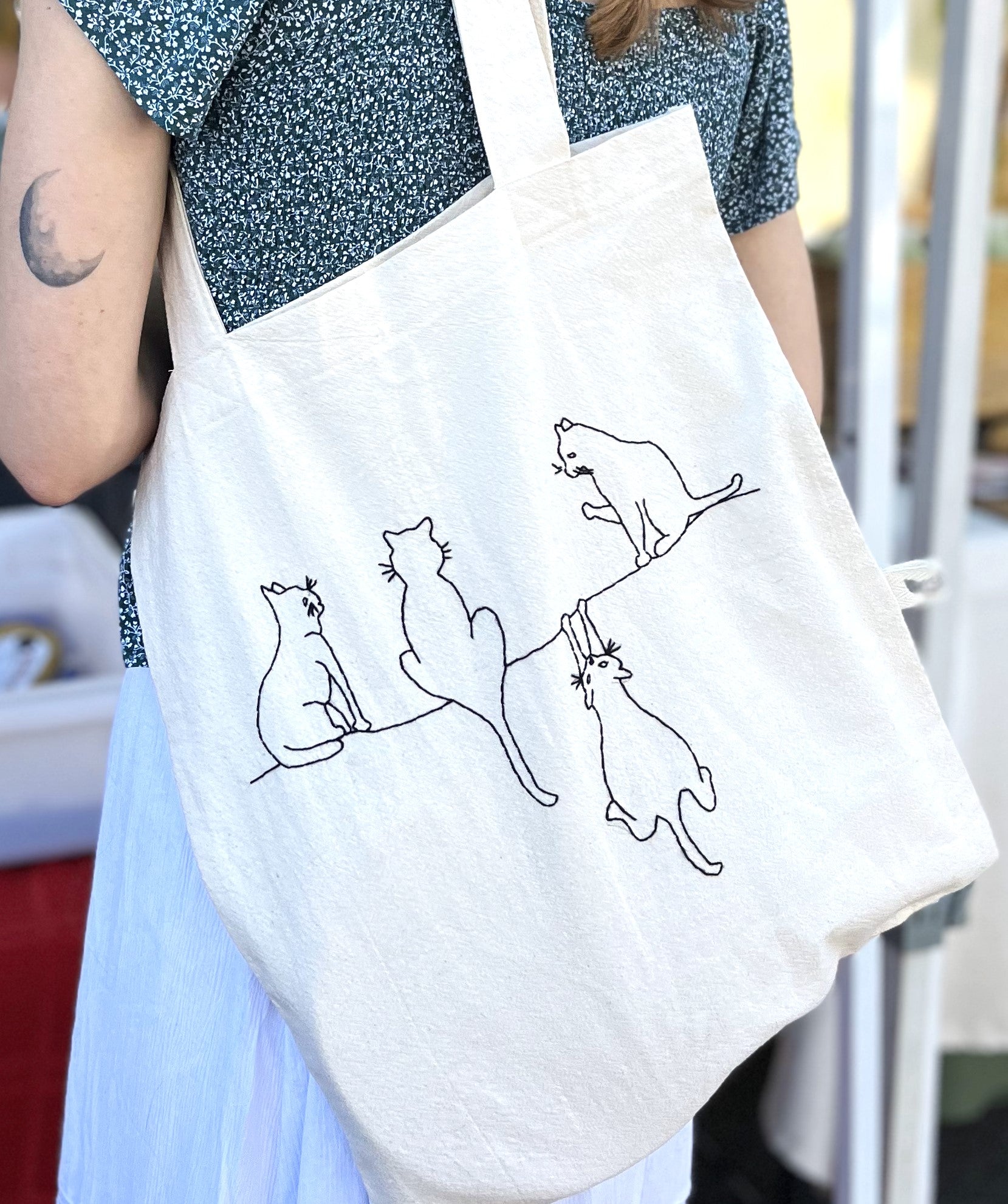 AraLue 100% Hand Embroidered Cotton Tote Bags